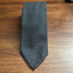 Grey Tie